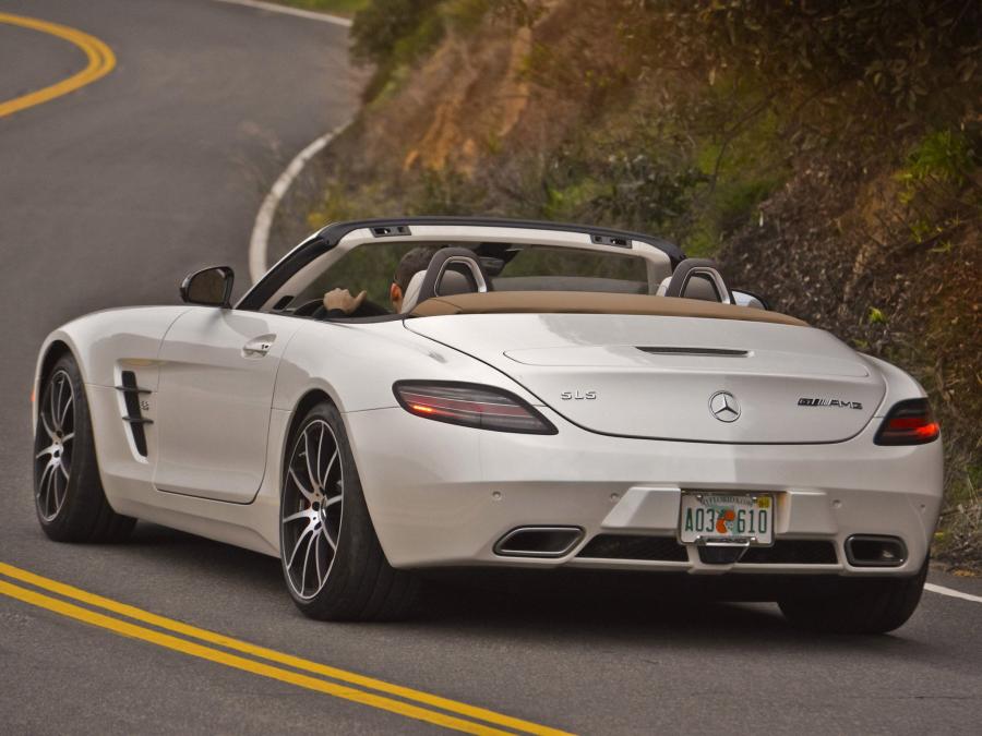  Mercedes-Benz SLS AMG GT Roadster (R197) 2012 года  (NA) (фото 35 из 54)